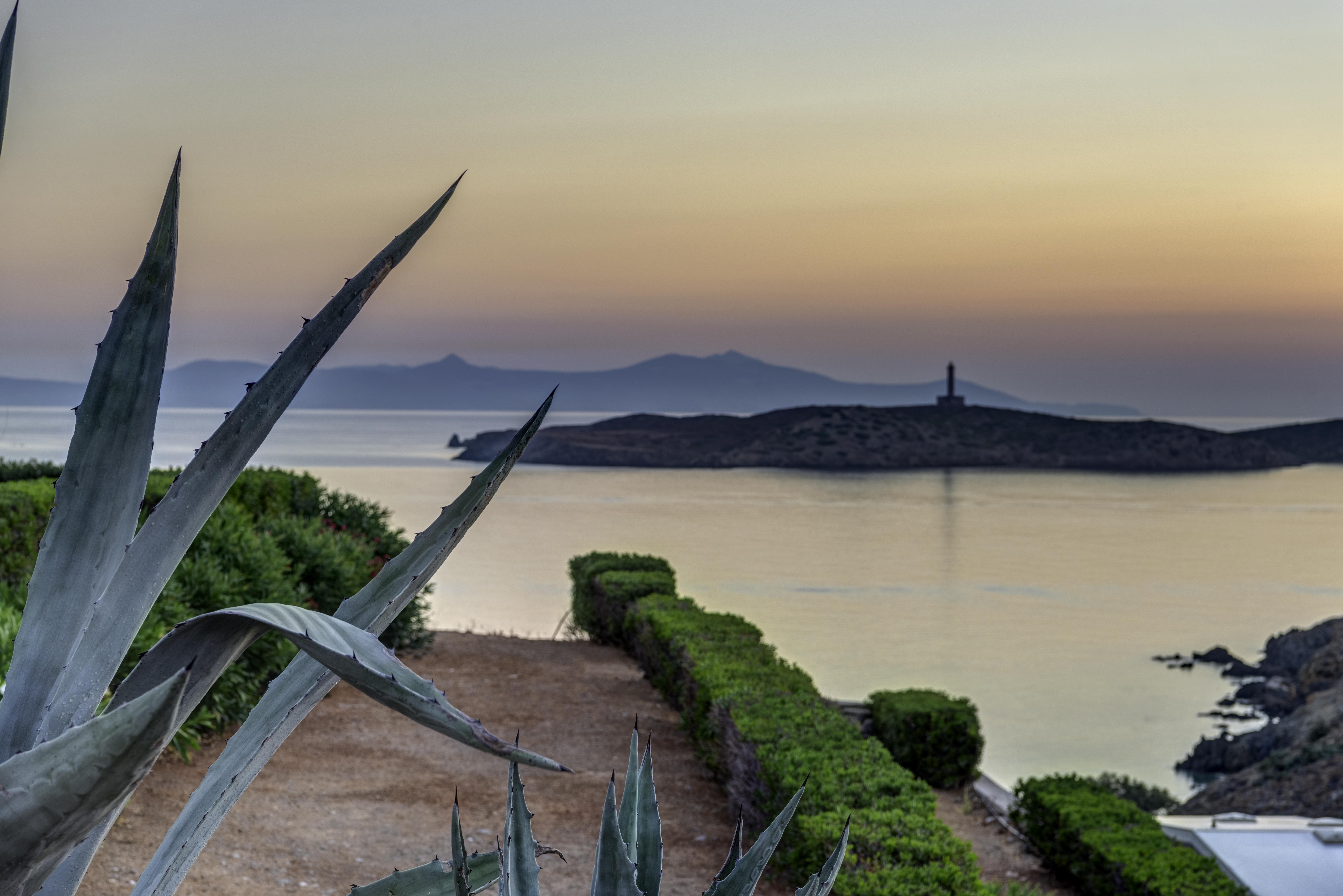 Sunrise Beach Suites Azolimnos Exterior photo